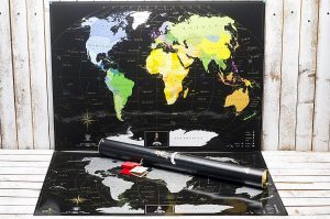 Schwarze Rubbel Weltkarte